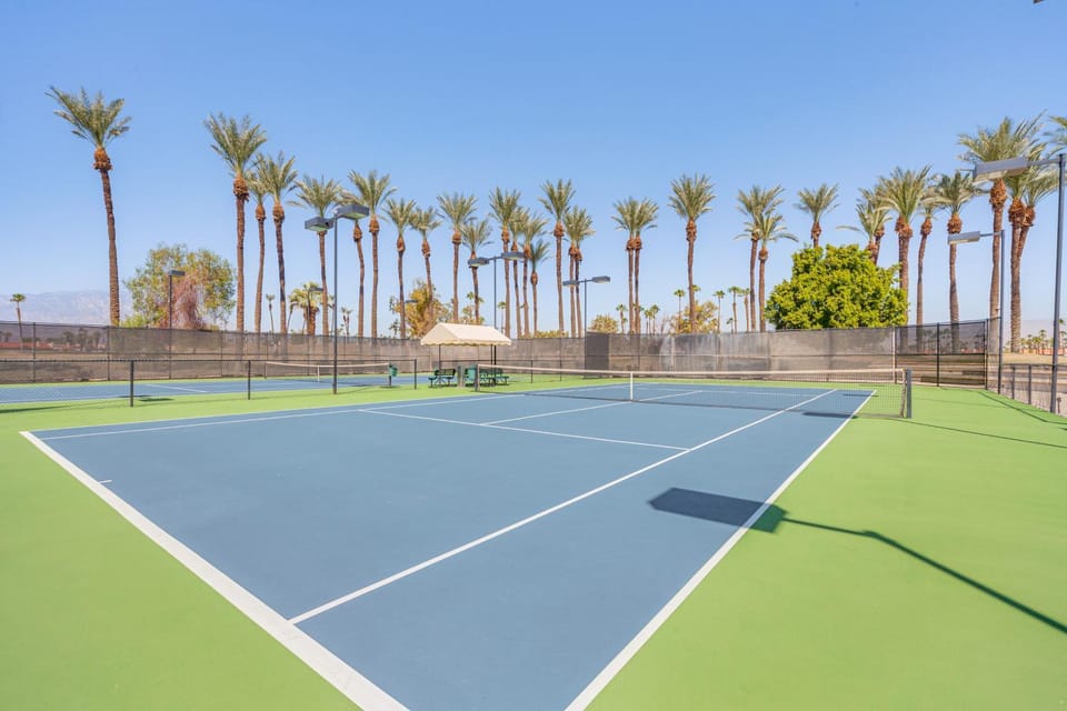 Palm Desert Oasis: Resort w/ Pools, Tennis & Golf! Villa in Palm Desert
