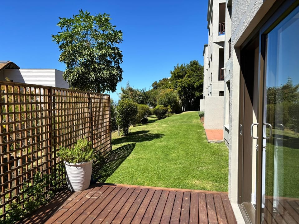 Patio, BBQ facilities, Garden
