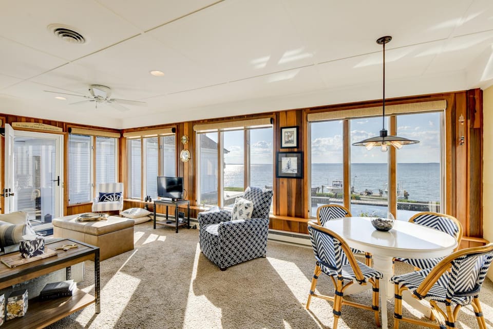 Pool & Stunning Water Views: Kent Island Home! House in Stevensville
