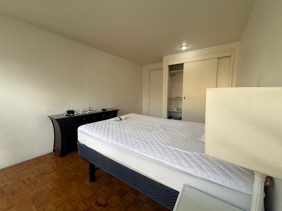 Central, comfortable & bright room in Roma Norte, Mexico City Vacation rental in Mexico City