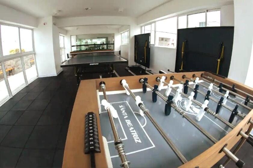 Game Room, Table tennis