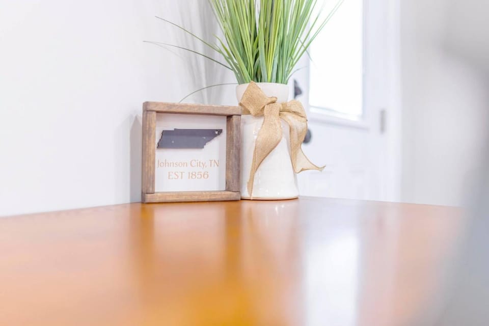 Living room, Decorative detail, Bedroom