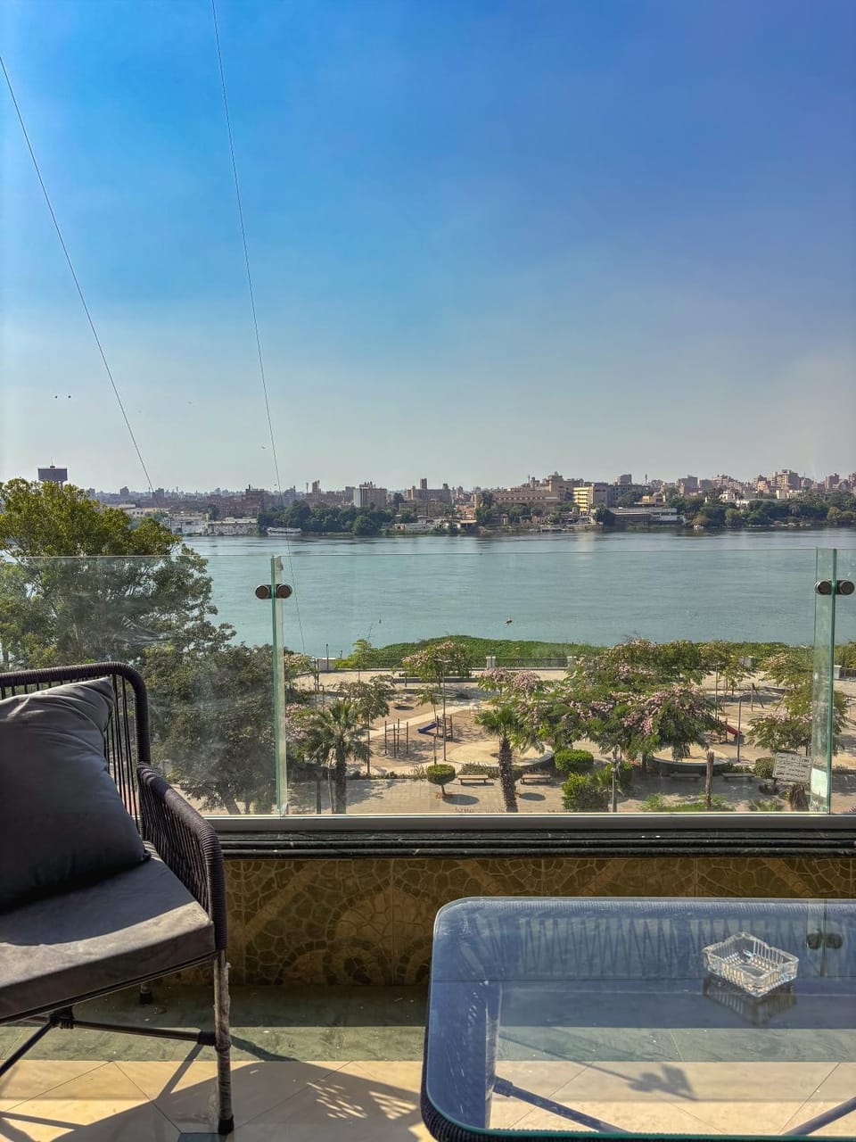 Patio, Day, Natural landscape, View (from property/room), Balcony/Terrace, Living room, Seating area, City view, Lake view, River view, Sea view