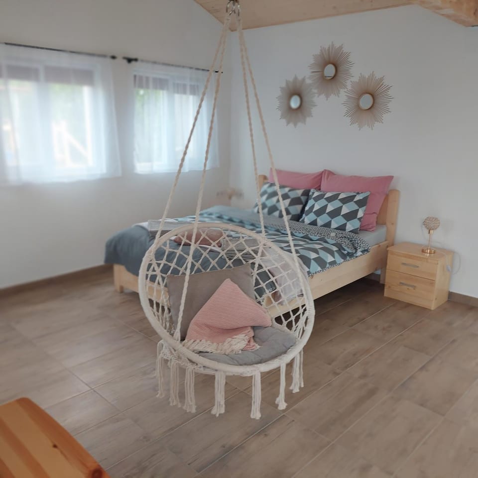 Casuța Casa Dia Nature lodge in Romania