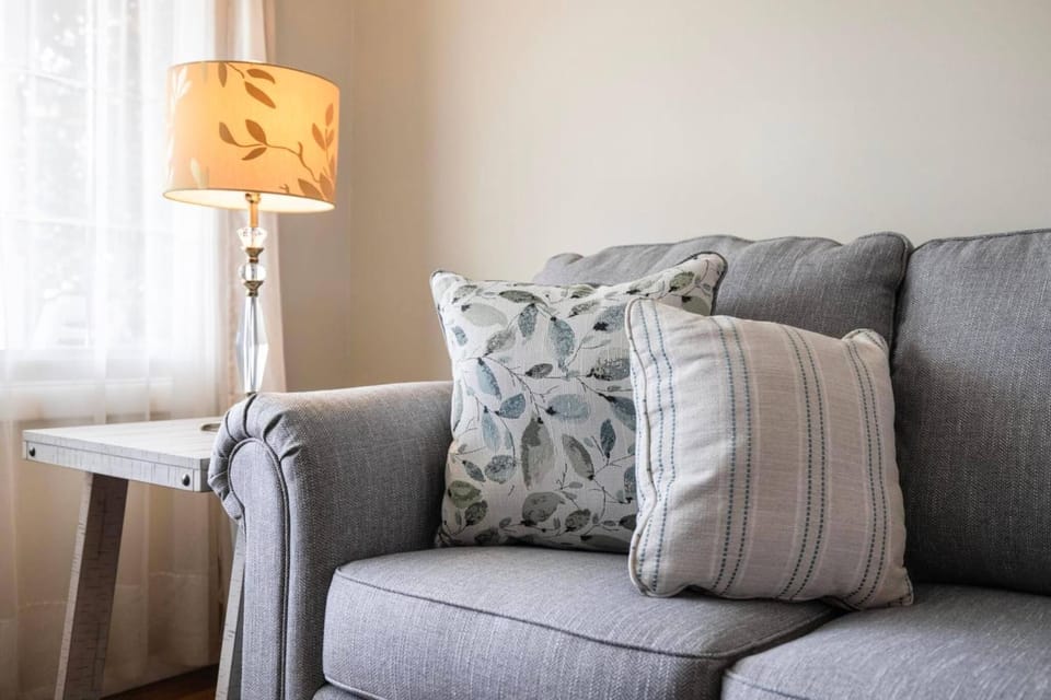 Decorative detail, Seating area