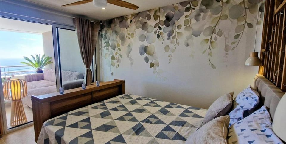 L'ESCAPADE, Vue mer Exceptionnelle, Standing, Piscine, Tennis, Climatisation, Parking Apartment in Occitanie