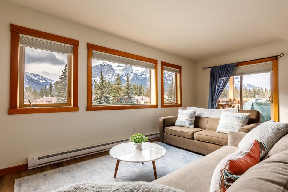 Natural landscape, Living room, Seating area, Mountain view