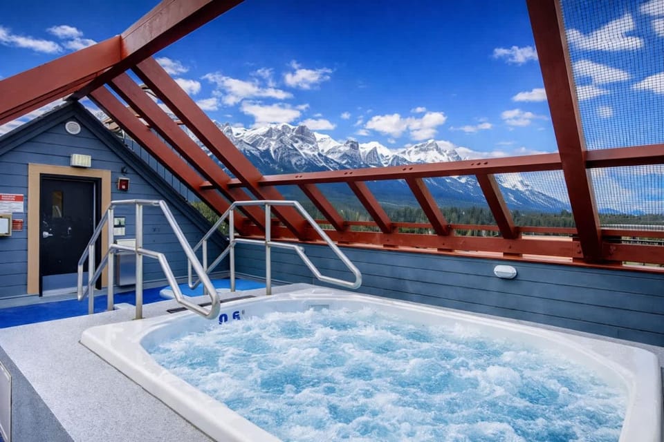 Hot Tub, Mountain view