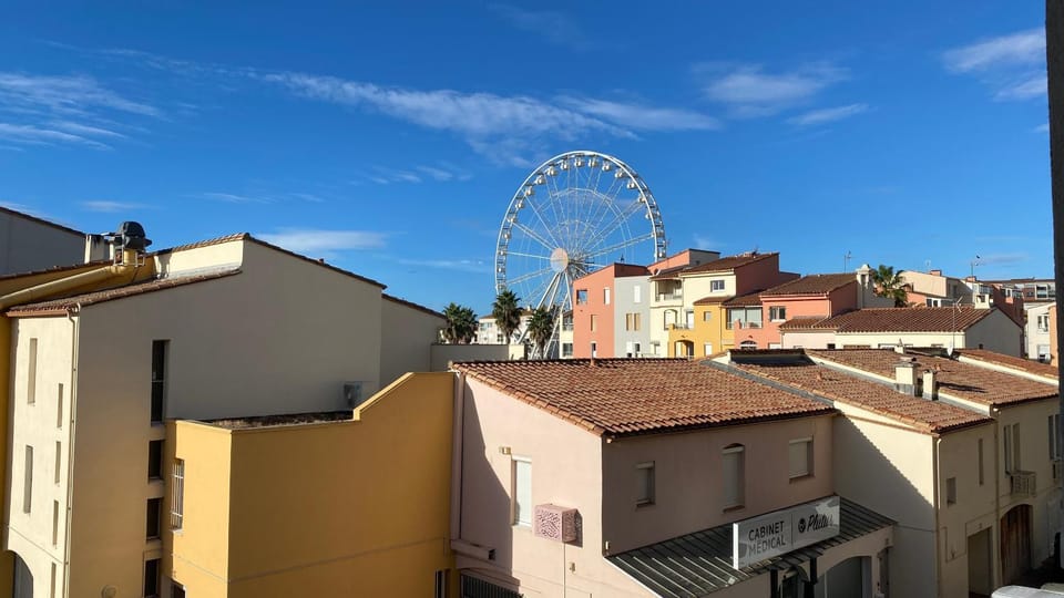 View (from property/room), City view