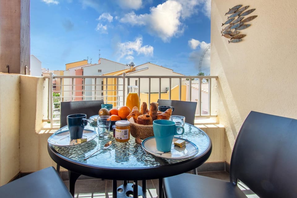 Day, View (from property/room), Balcony/Terrace, Dining area