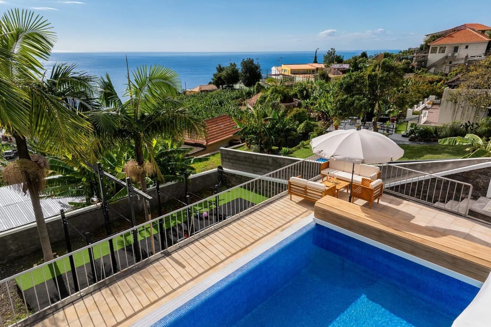 Villa Crossdeira - A Wellness Retreat House in Madeira District