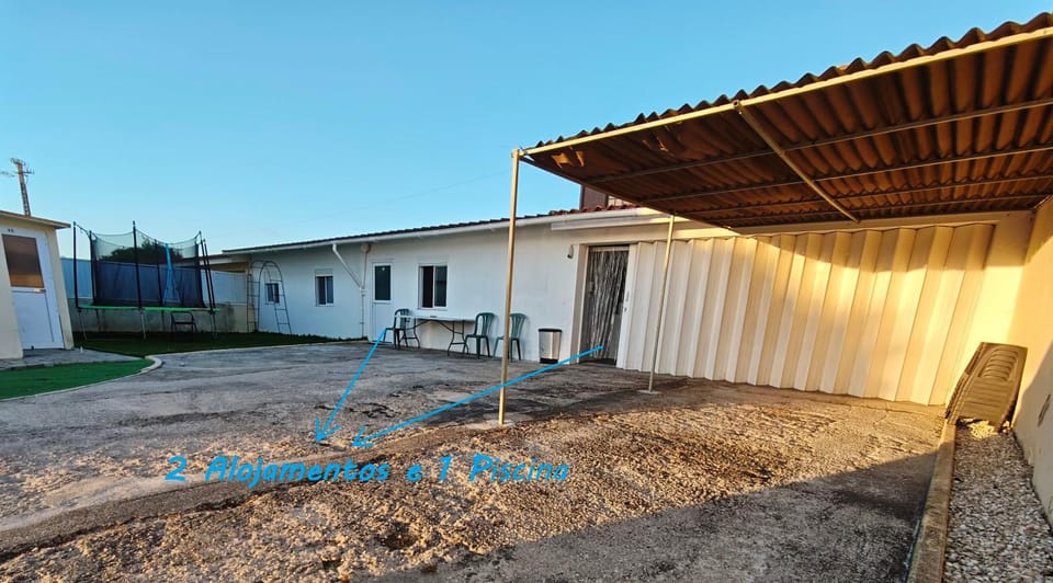 Facade/entrance, Off site