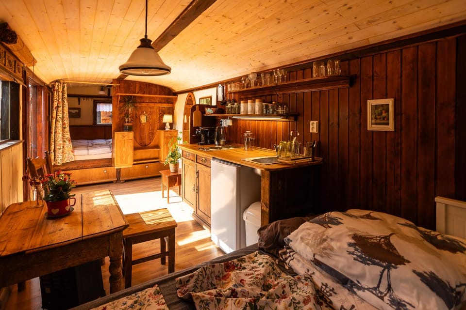 Tiny-House in Paradise - Maringotka v Raji Apartment in Lower Silesian Voivodeship