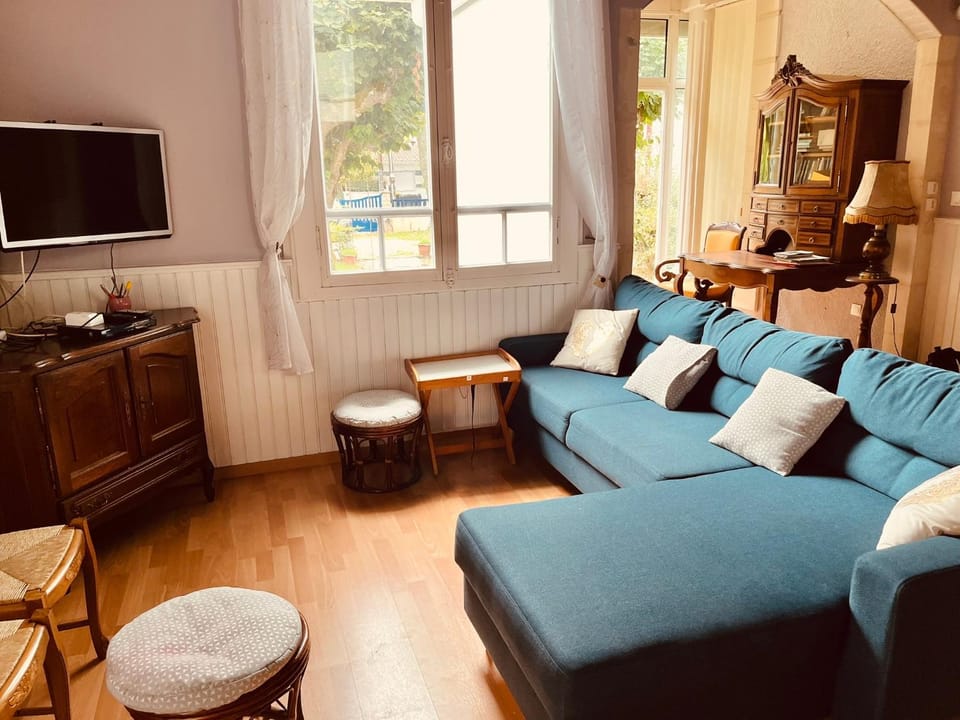 Arcachonaise familiale en plein centre House in Andernos-les-Bains