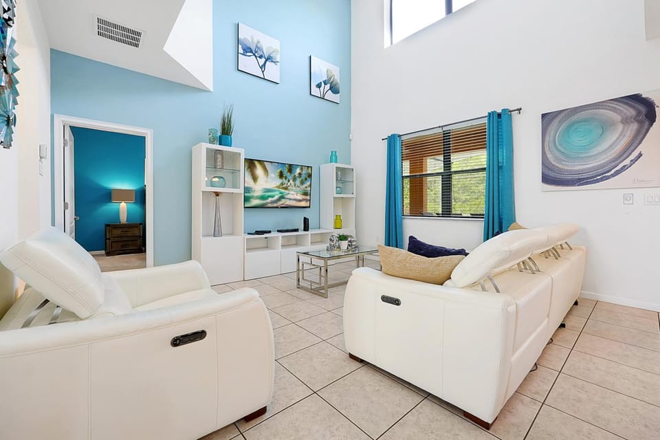 2616 TRANQUILITY KISSIMMEE 6 BED House in Kissimmee
