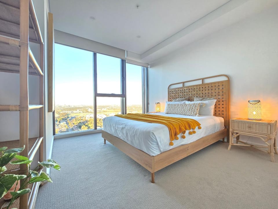 Bed, Bedroom, City view