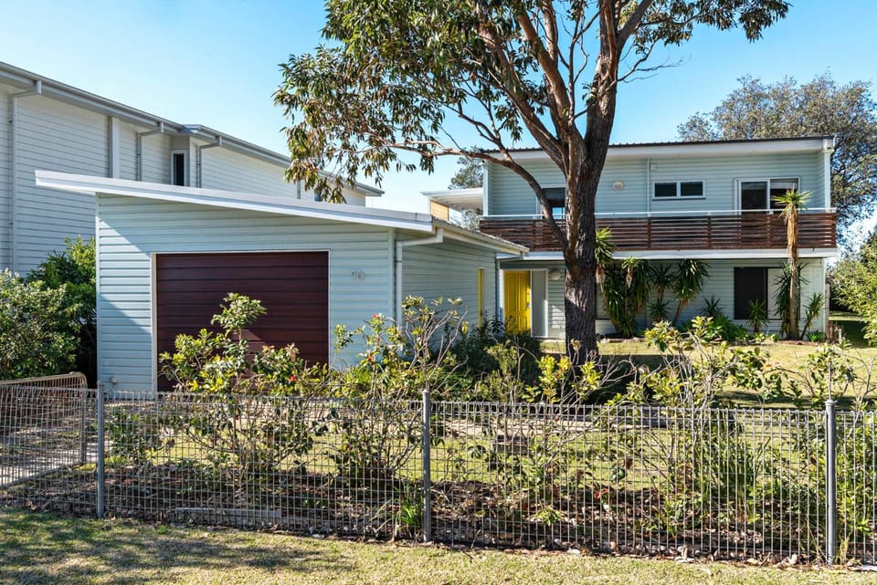 Property building, Garden, Garden view