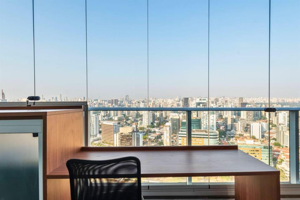 Balcony/Terrace, City view