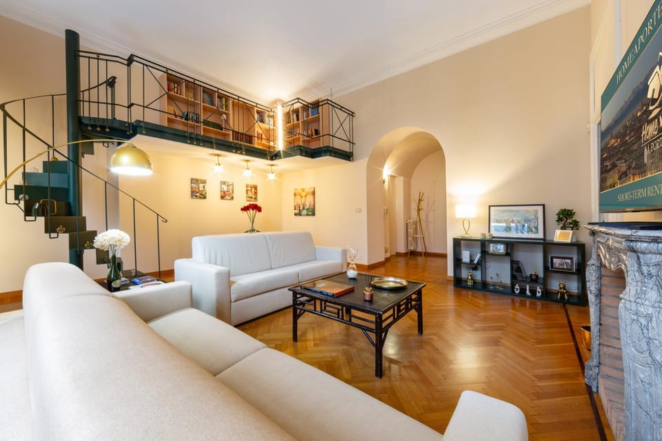 La casa di famiglia - luxury apt in centre with parking by home a porter Apartment in Turin