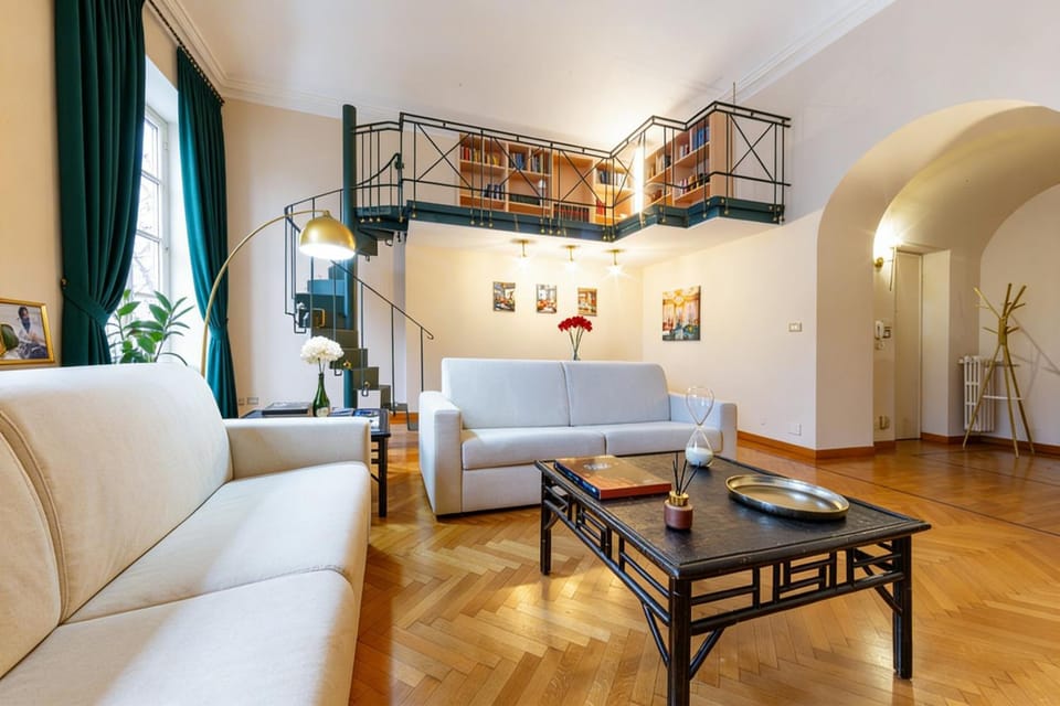 La casa di famiglia - luxury apt in centre with parking by home a porter Apartment in Turin