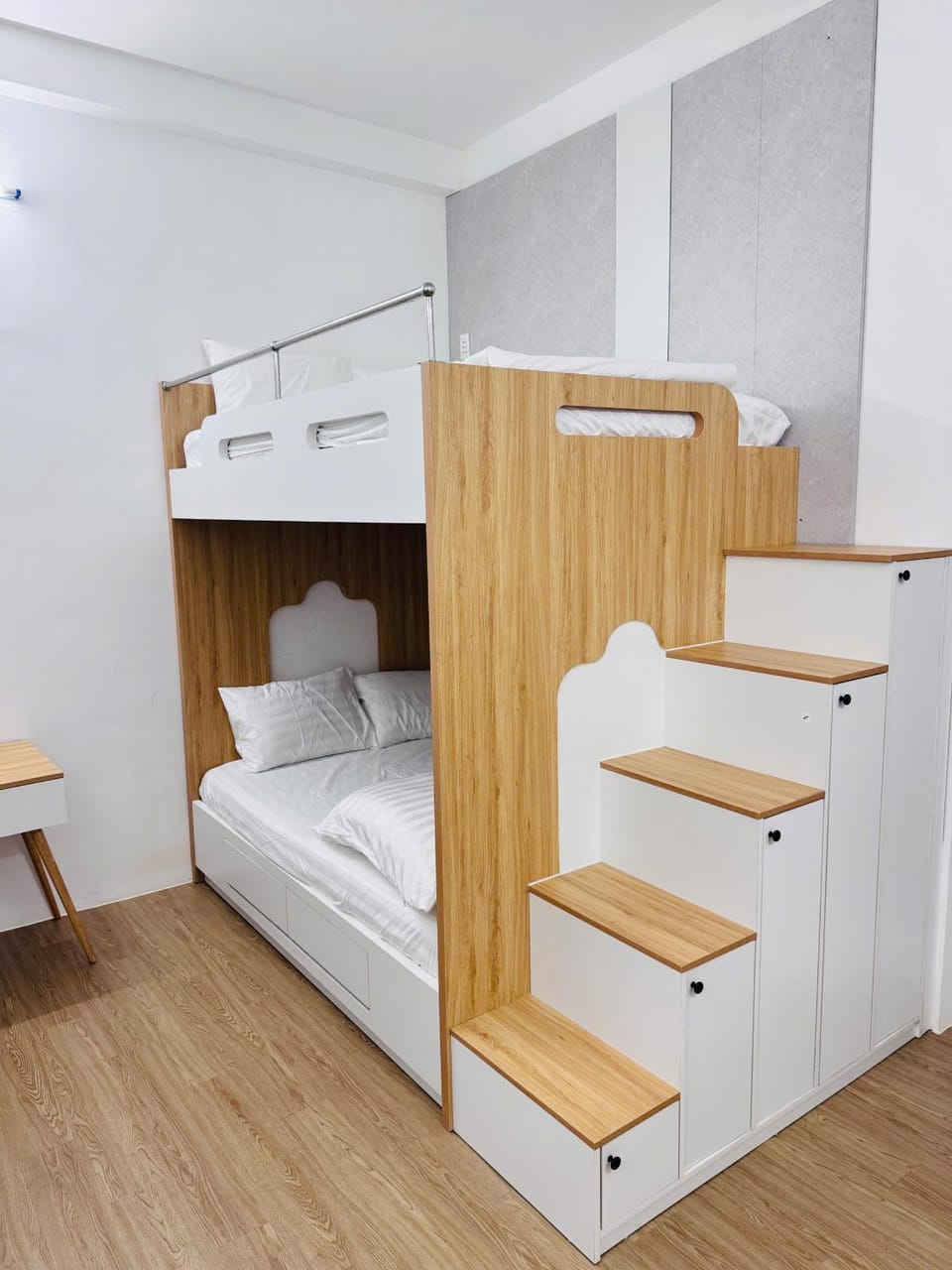 bunk bed