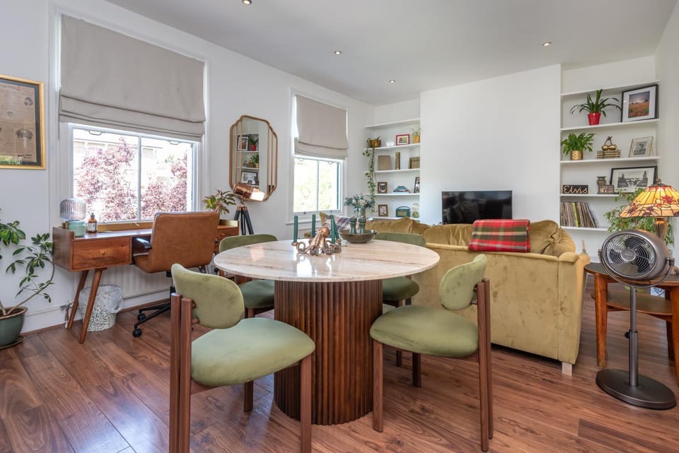 Modern 1BDR with Parking and Shared Garden Apartment in London Borough of Southwark