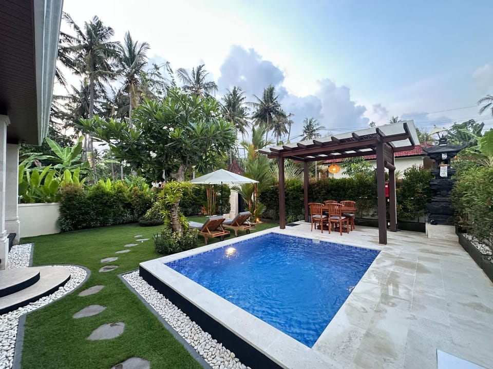 Garden, Garden view, Pool view, Swimming pool