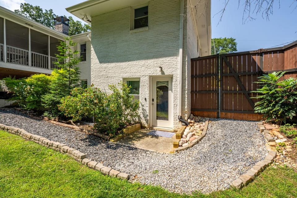 2617 Caladium Drive NE Atlanta House in Chamblee