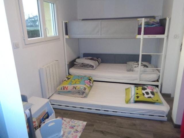 bunk bed