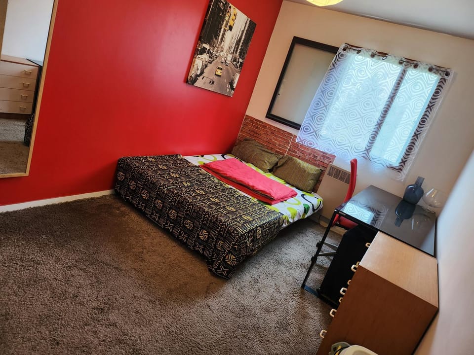 69Room69 Vacation rental in Villeurbanne