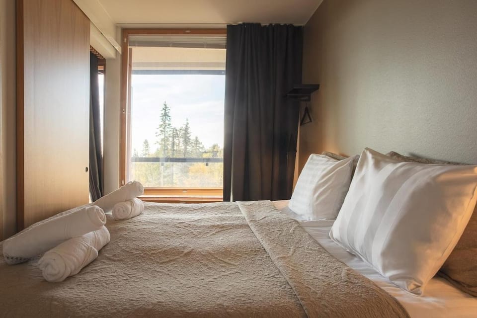 Stay North - Hilltop Gielas Apartment in Lapland