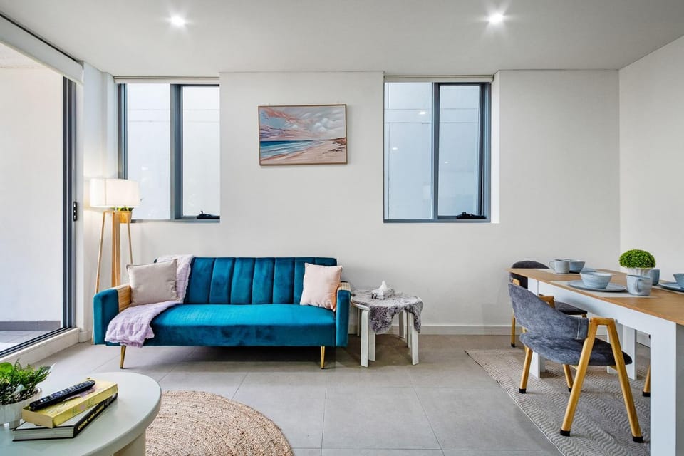 Skyline Stay Mascot Airport Gateway Apartment in Mascot