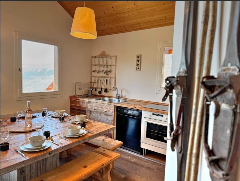 L'ours Et L'ange Chalet in Landry