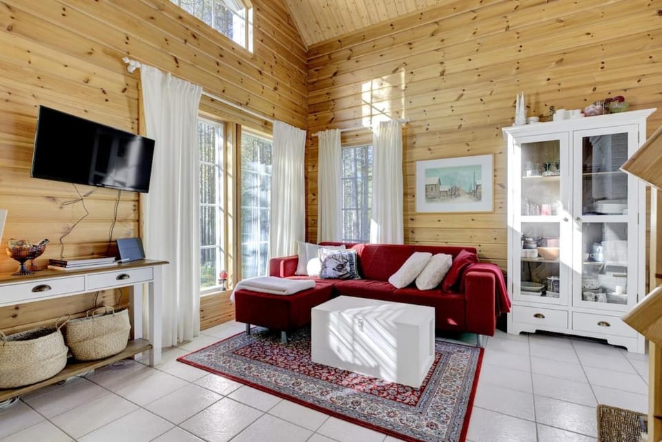 Villa Nova - Valkea Homes Villa in Rovaniemi