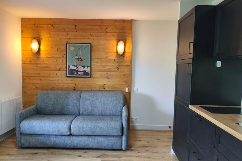 Apartment with pool at the foot of the slopes Apartment in Haute-Savoie