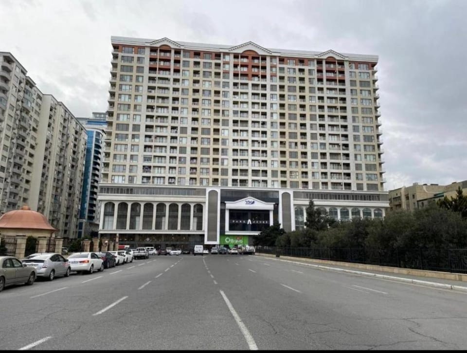 Azura Park Apartment in Baku