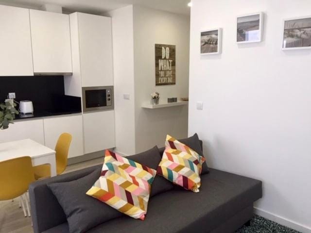 Heart of Aveiro - The Perfect Getaway Apartment in Aveiro