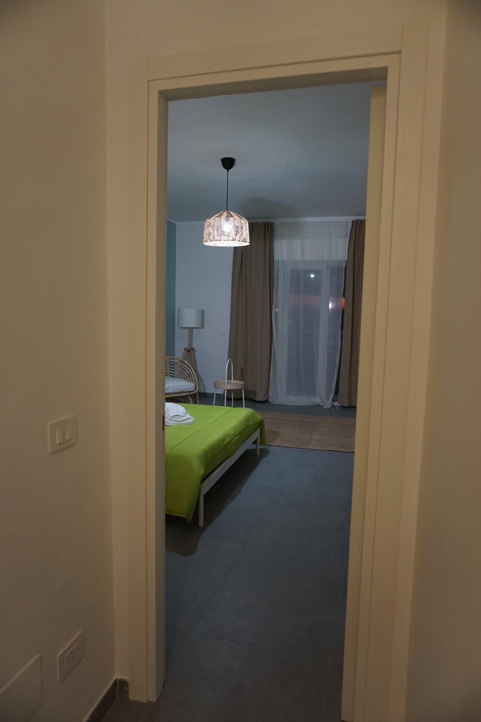 Bed, Photo of the whole room