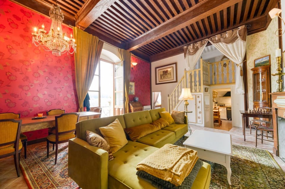 Property building, Living room