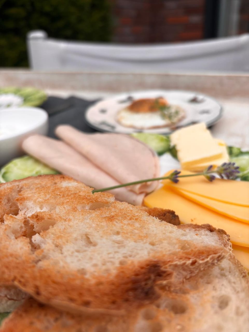 Breakfast, Breakfast, Continental breakfast