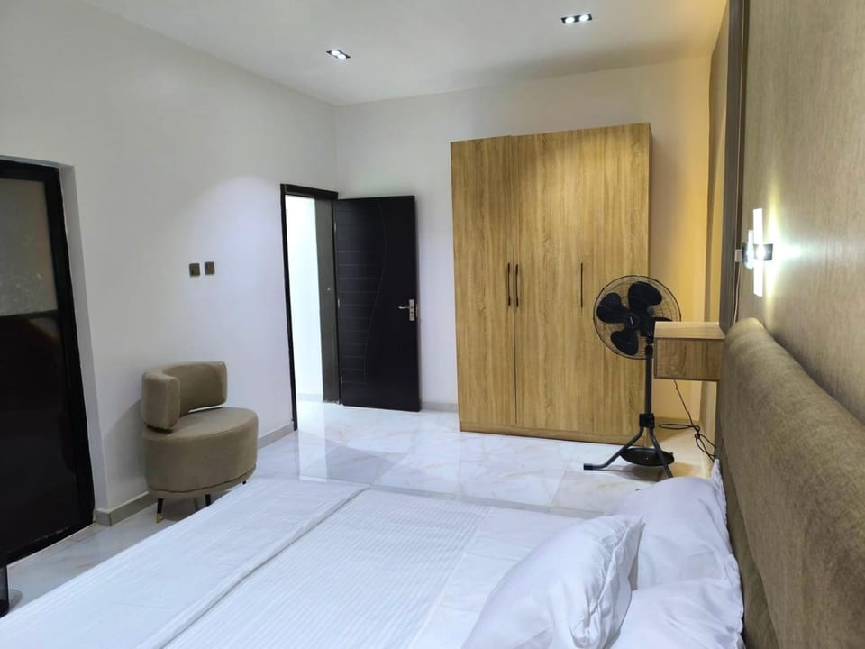 Bed, Bedroom, wardrobe