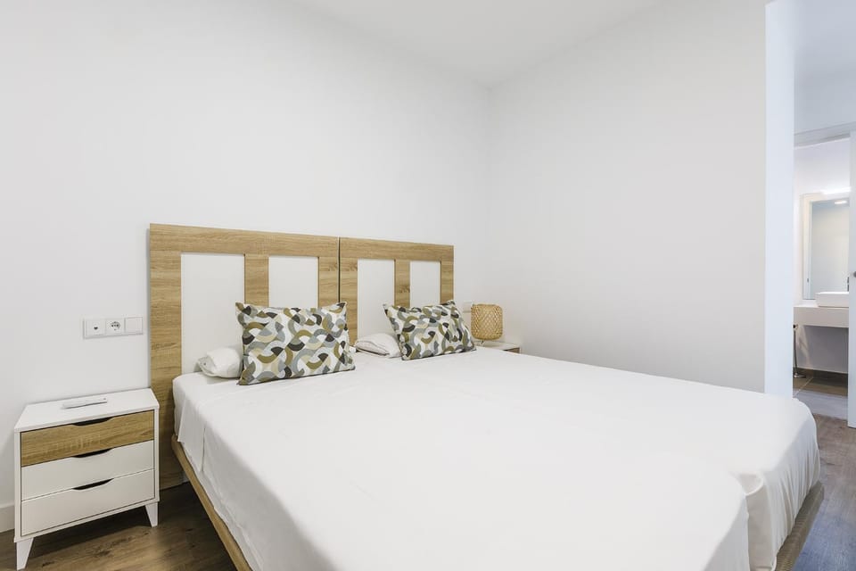 A&N Sunset Sea View Apartment with Pool & Parking Apartment in Torre del Mar