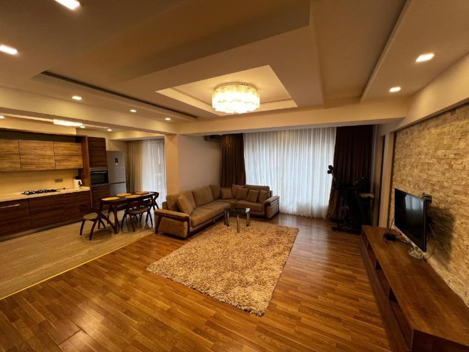 Azura Park Apartment in Baku