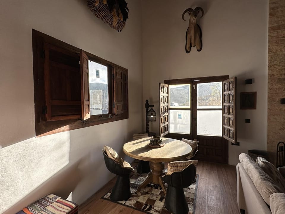 Communal lounge/ TV room, Game Room