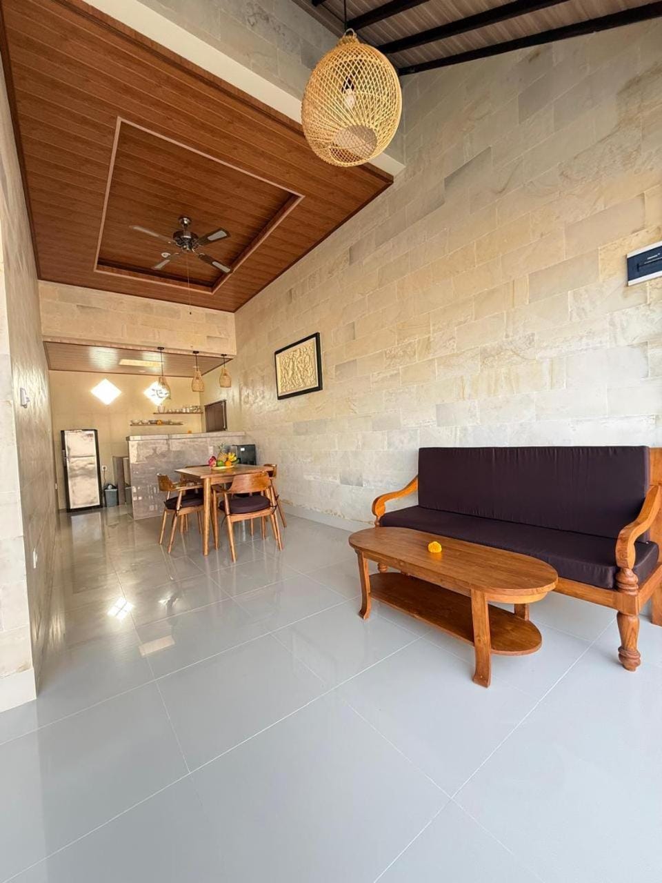 Kitchen or kitchenette, Living room