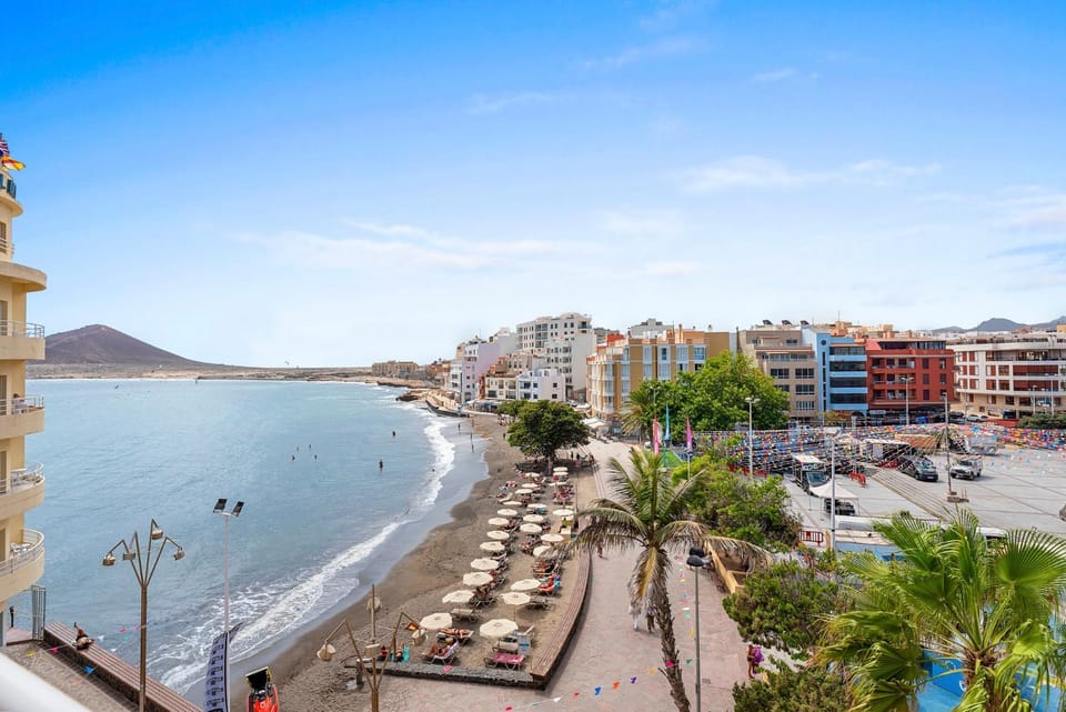 Natural landscape, Beach, Sea view, Location