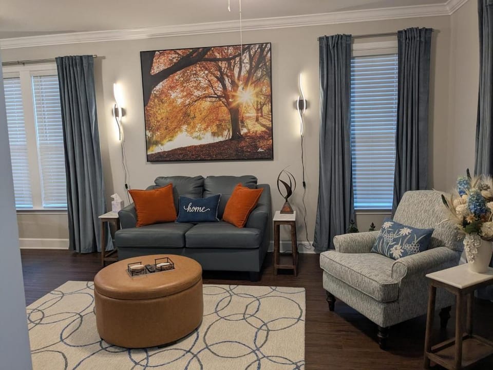 Living room, Seating area