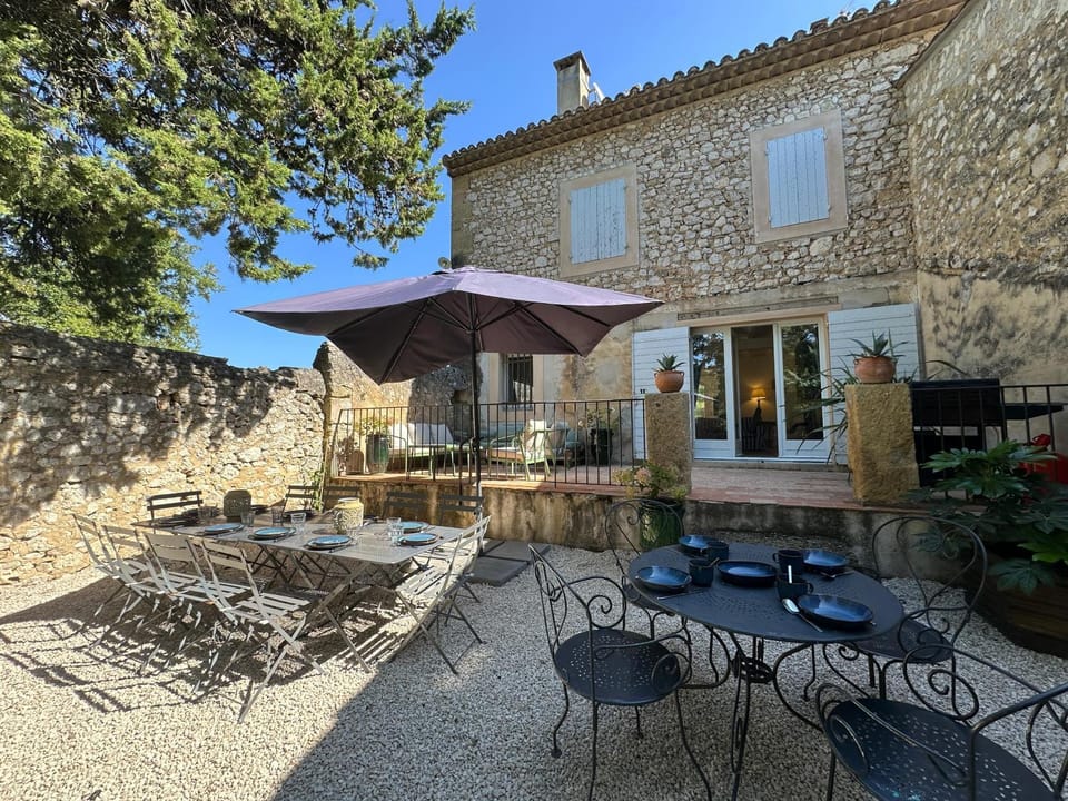 Property building, Patio, Day