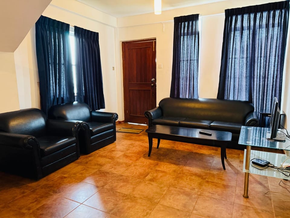 Ranmin Cottages B15-2 Apartment in Central Province