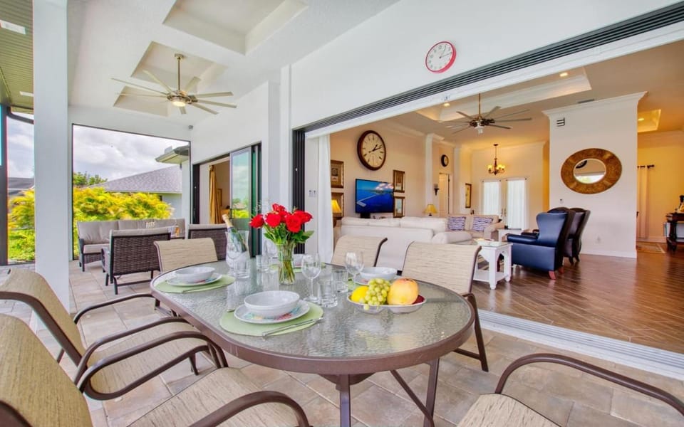 Villa Paradise House in Cape Coral